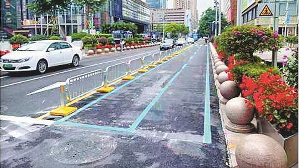 非機(jī)動(dòng)車該向誰“要”路權(quán)？